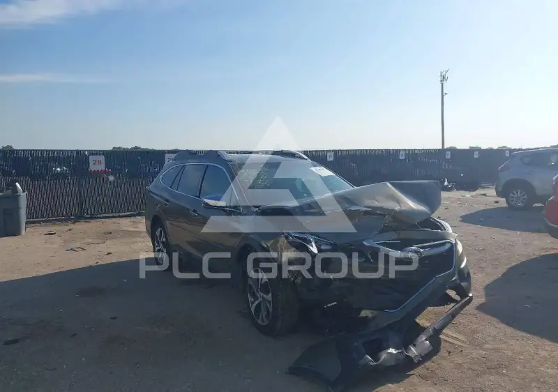 2020 Subaru Outback photo
