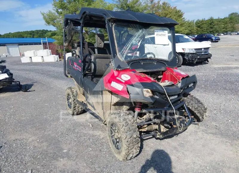 2020 Honda SXS700 photo