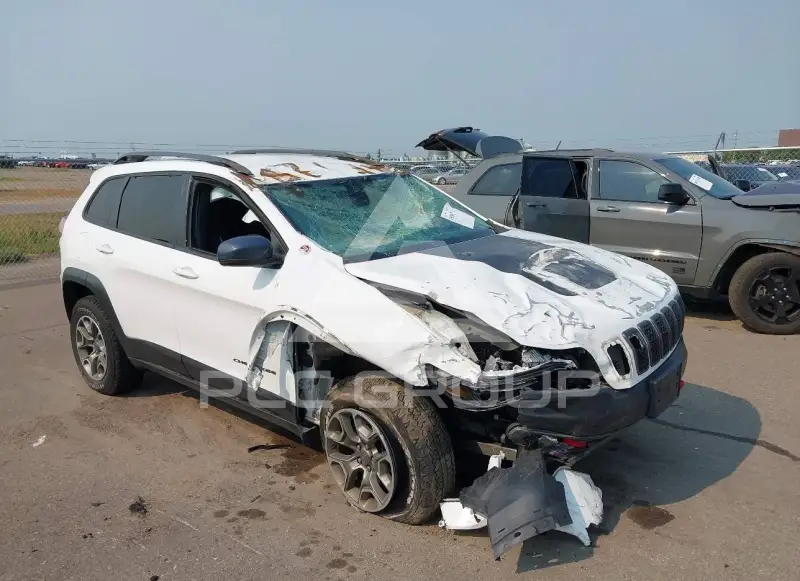 2020 Jeep CHEROKEE photo