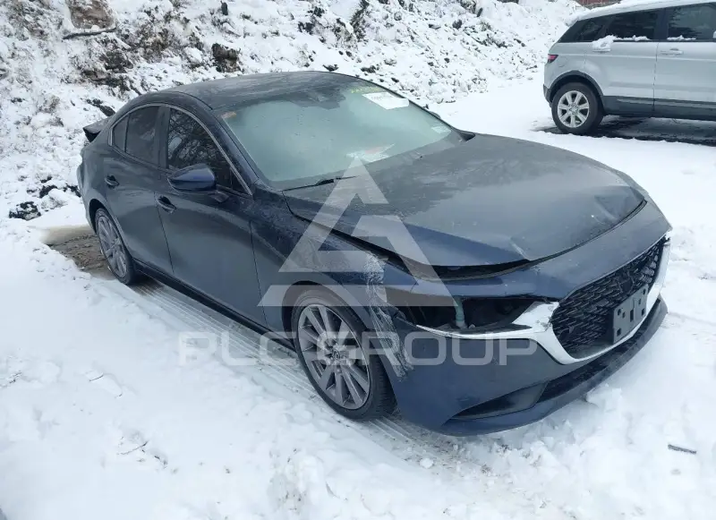 2020 Mazda 3 photo