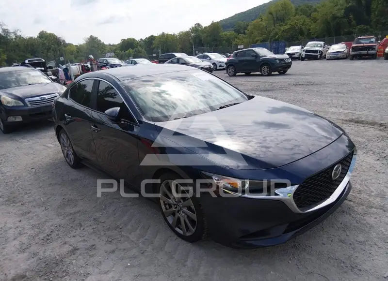 2020 Mazda 3 photo