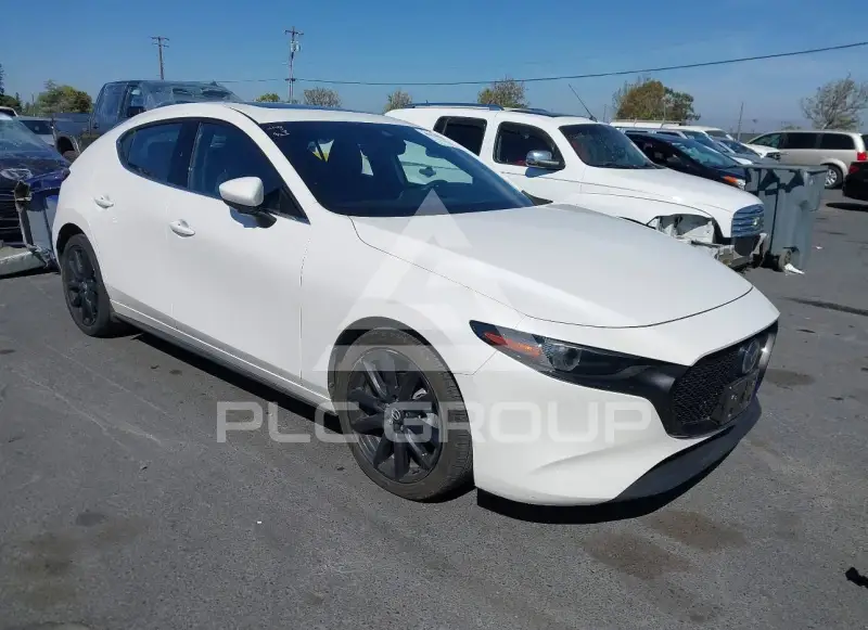2020 Mazda 3 фото