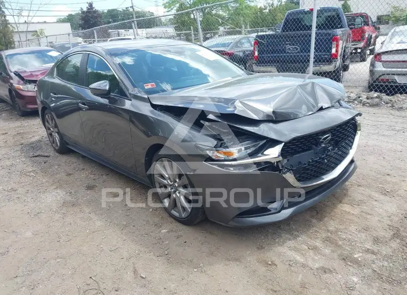 2020 Mazda 3 photo