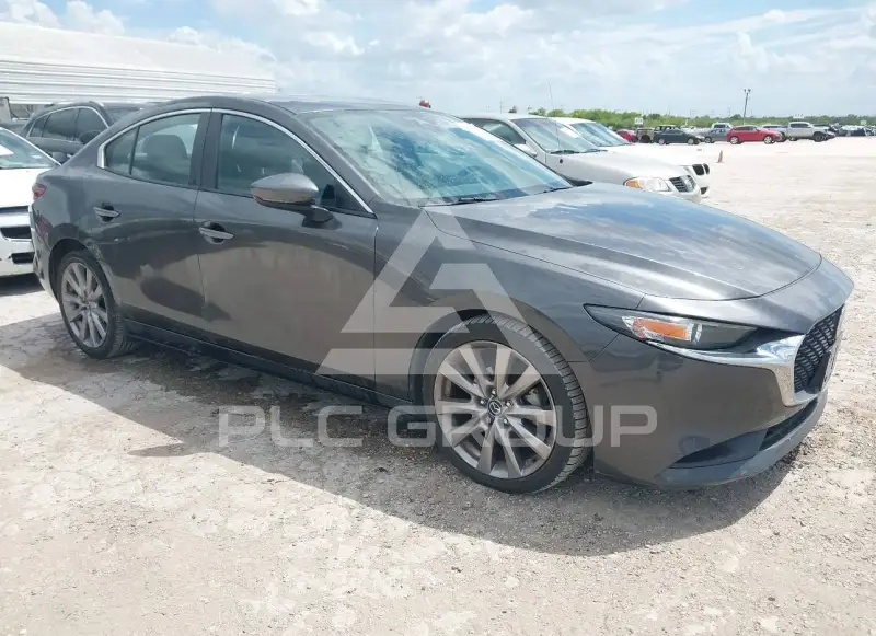 2020 Mazda 3 photo
