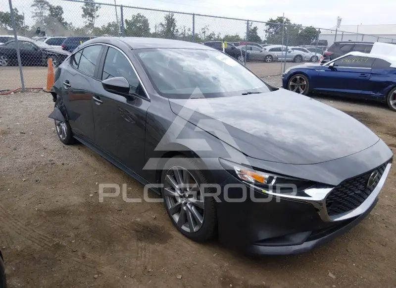2020 Mazda 3 photo