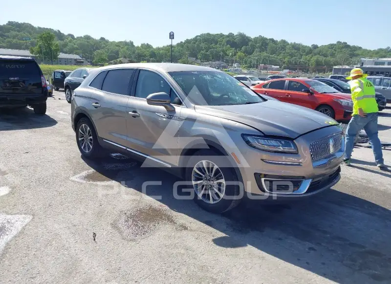 2020 Lincoln NAUTILUS фото
