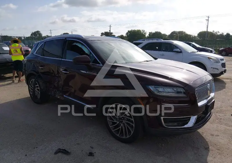 2020 Lincoln NAUTILUS photo