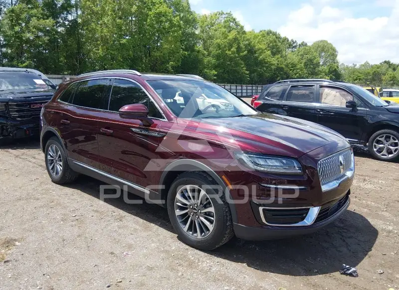 2020 Lincoln NAUTILUS фото