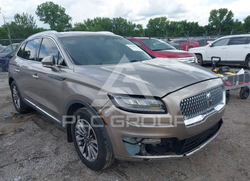 2020 Lincoln NAUTILUS фото