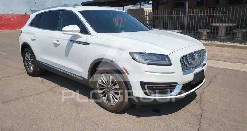 2020 Lincoln NAUTILUS photo