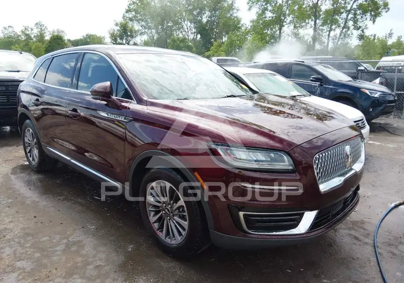 2020 Lincoln NAUTILUS фото
