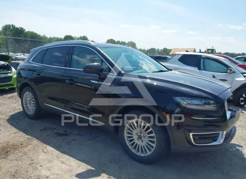 2020 Lincoln NAUTILUS photo