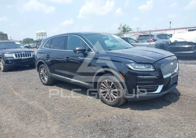 2020 Lincoln NAUTILUS photo