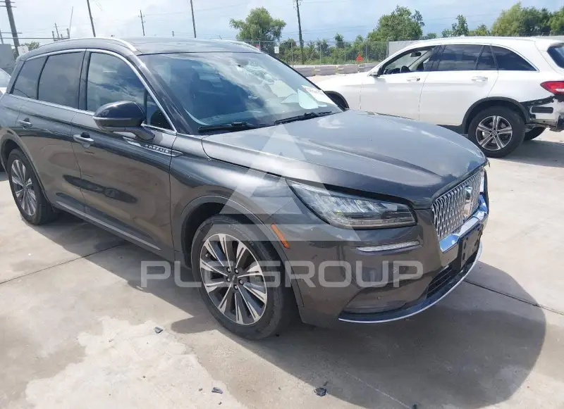 2020 Lincoln CORSAIR photo