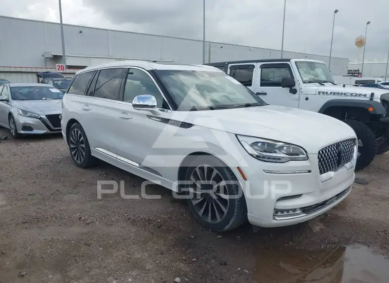 2020 Lincoln AVIATOR photo