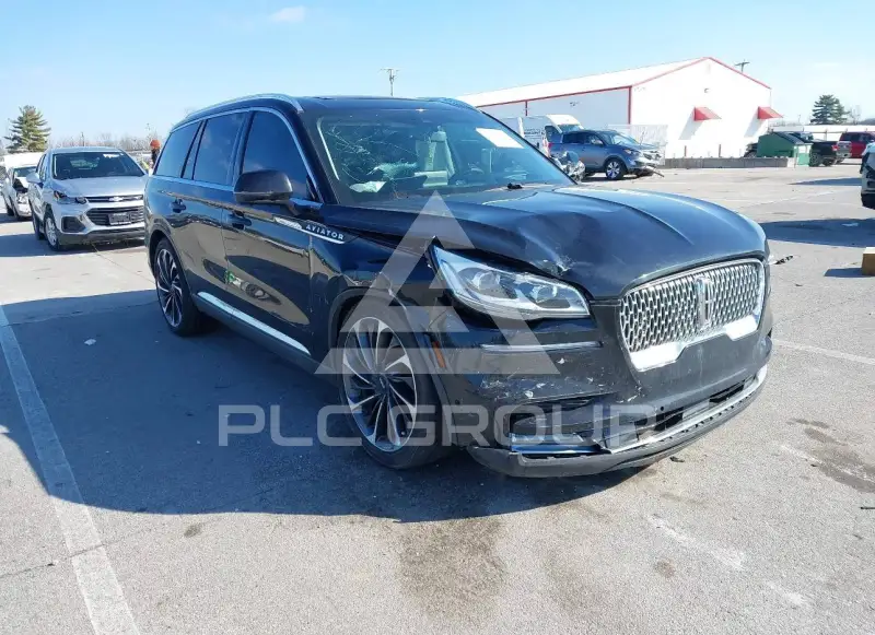 2020 Lincoln AVIATOR photo