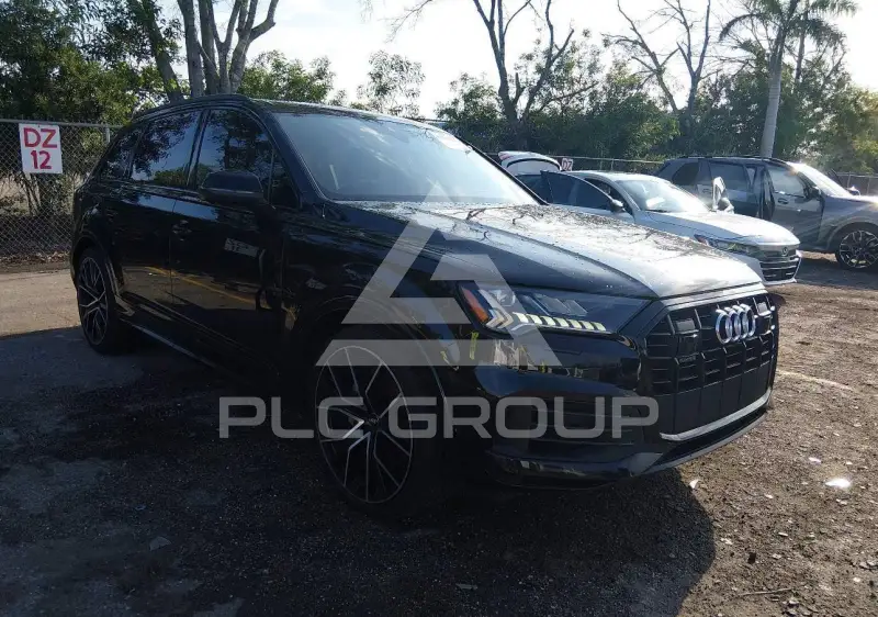 2020 Audi Q7 фото