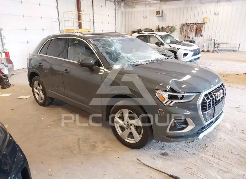 2020 Audi Q3 фото
