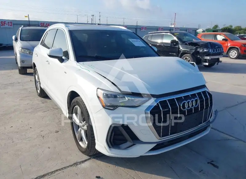 2020 Audi Q3 фото