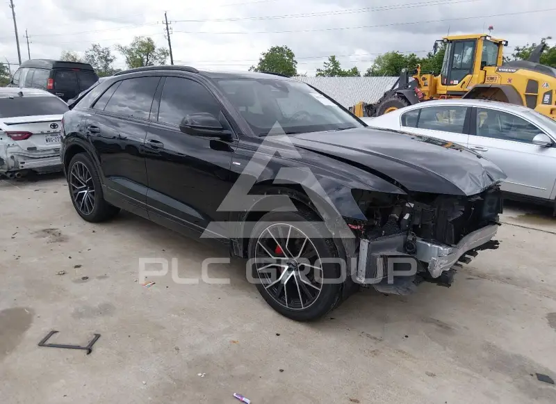 2020 Audi Q8 фото
