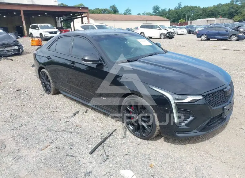 2020 Cadillac CT4 photo
