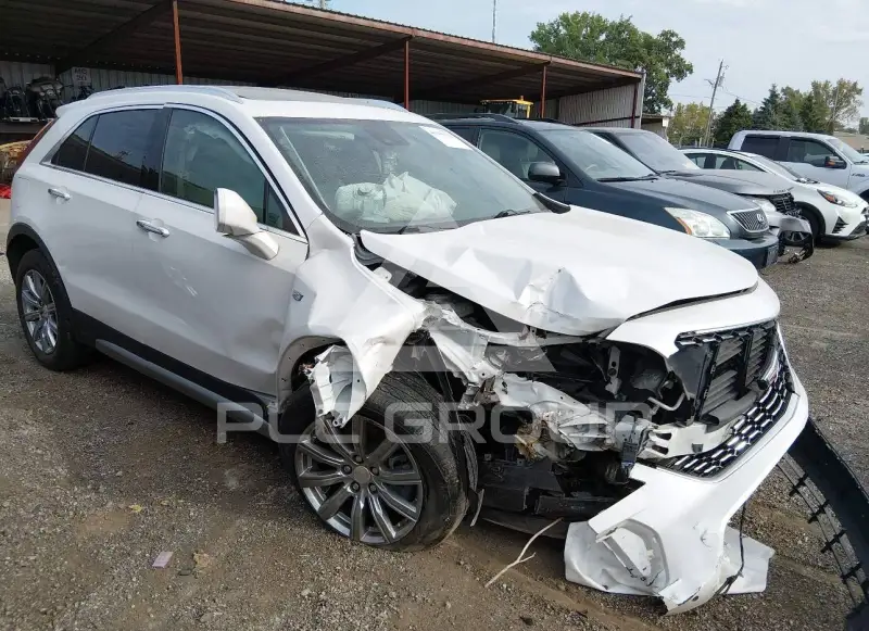 2020 Cadillac XT4 photo