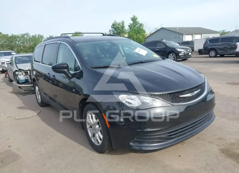 2020 Chrysler VOYAGER фото