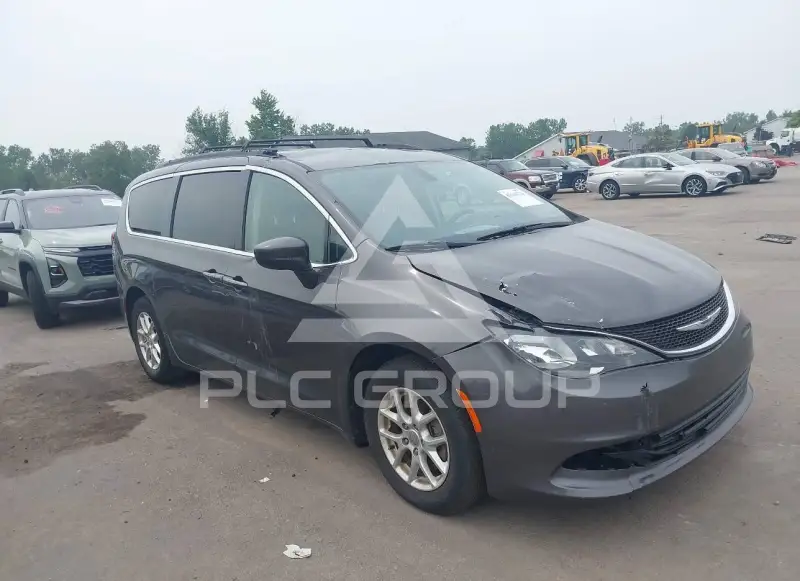 2020 Chrysler VOYAGER фото