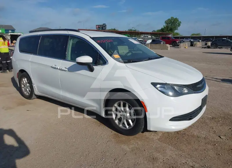 2020 Chrysler VOYAGER фото