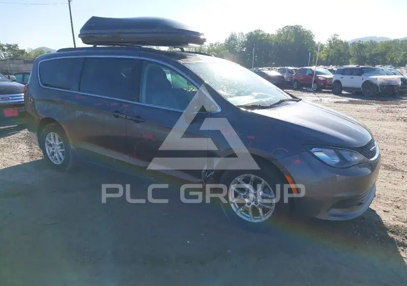 2020 Chrysler VOYAGER фото