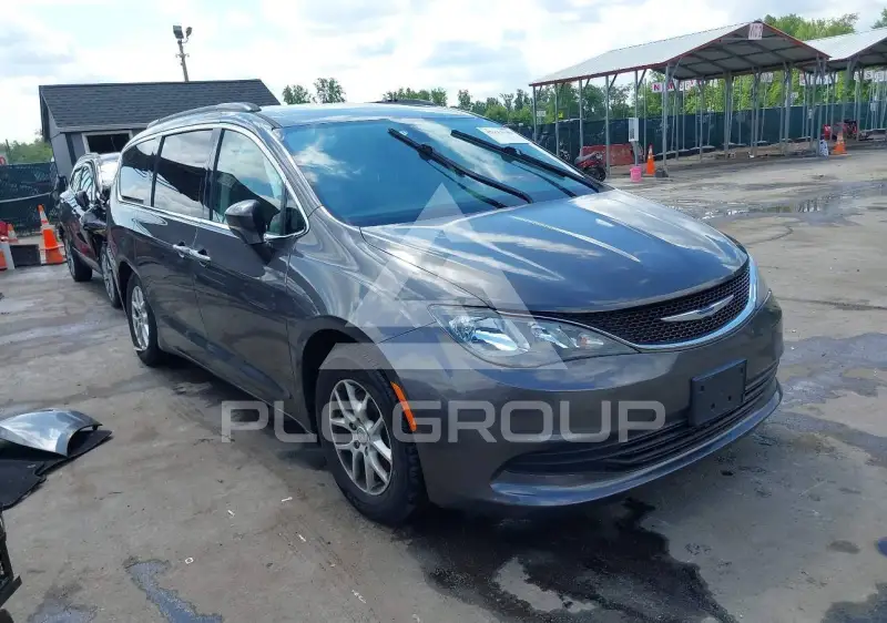 2020 Chrysler VOYAGER фото