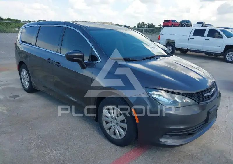 2020 Chrysler VOYAGER фото