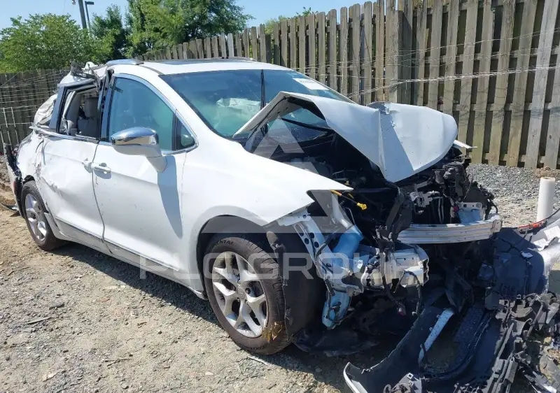 2020 Chrysler PACIFICA photo