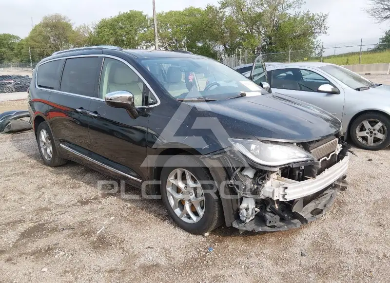 2020 Chrysler PACIFICA photo