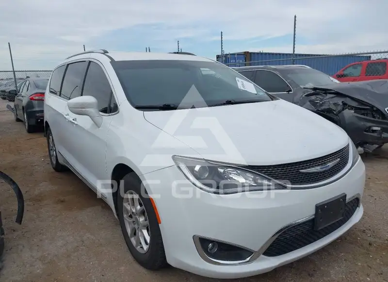 2020 Chrysler PACIFICA photo