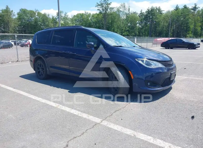 2020 Chrysler PACIFICA photo