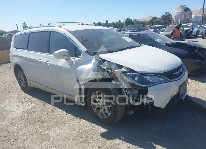 2020 Chrysler PACIFICA photo