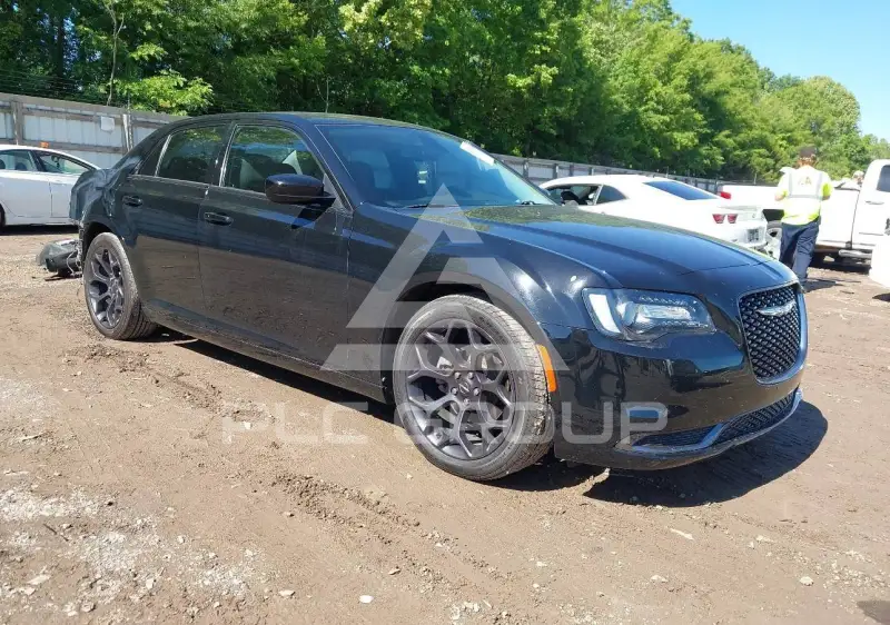 2020 Chrysler 300 фото