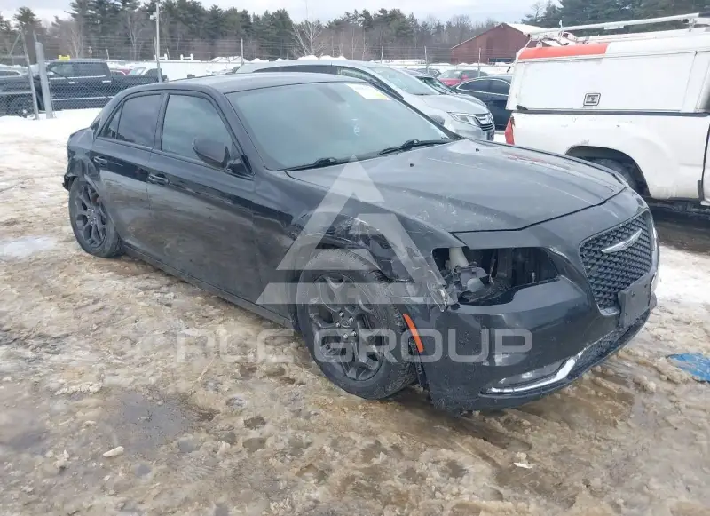 2020 Chrysler 300 фото