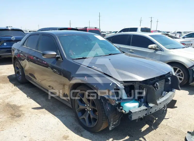 2020 Chrysler 300 фото