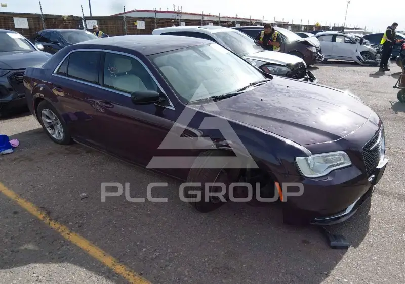 2020 Chrysler 300 photo