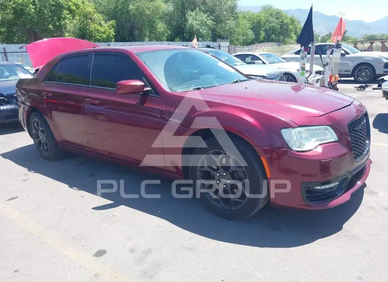 2020 Chrysler 300 фото