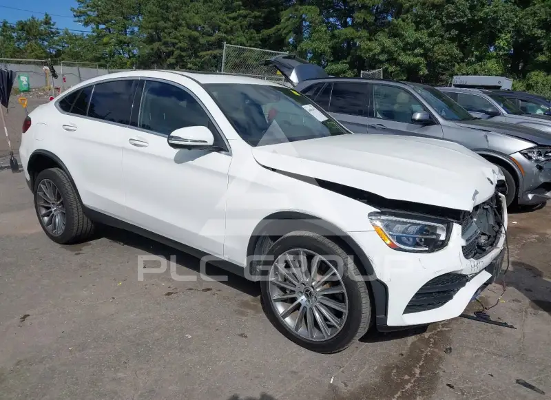 2020 Mercedes Benz Glc 300 фото