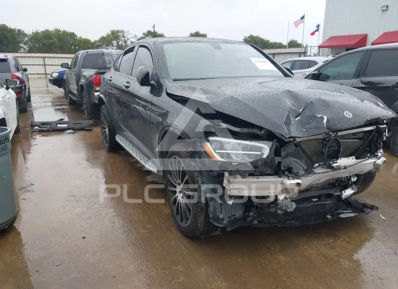 2020 Mercedes Benz Glc 300 фото