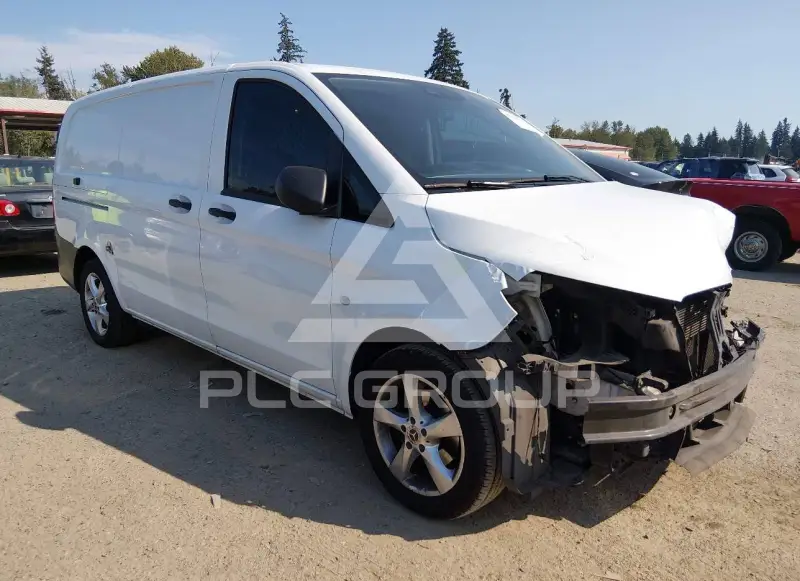 2020 Mercedes Benz METRIS photo