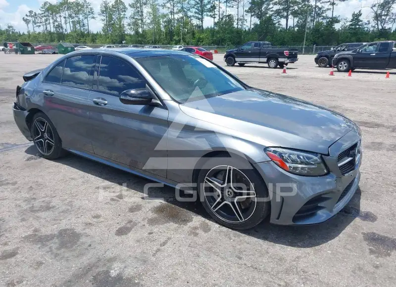 2020 Mercedes Benz C 300 photo