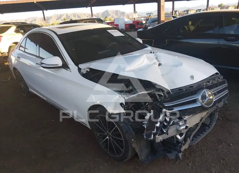 2020 Mercedes Benz C 300 фото