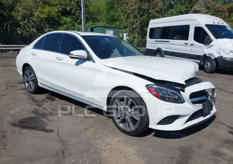 2020 Mercedes Benz C 300 фото