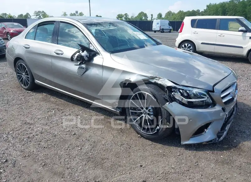 2020 Mercedes Benz C 300 фото