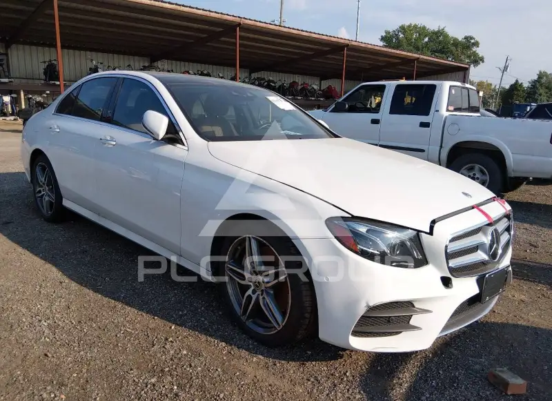 2020 Mercedes Benz E 350 фото